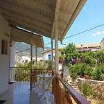 Kostas Ii Apartament