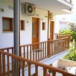 Kostas Ii Apartman *