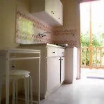 Apartament Kostas Ii *