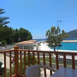 Kostas Ii * Vasiliki
