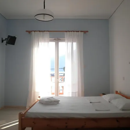 Kostas Ii * ואסיליקי