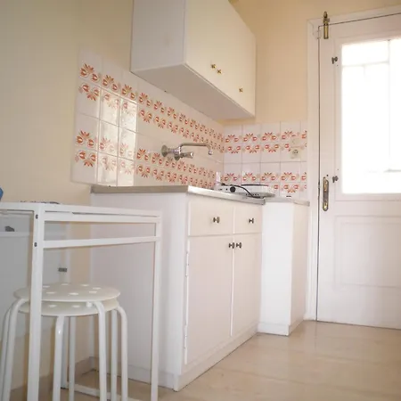Kostas Studios Apartment
